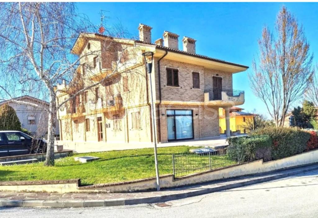 immagine annuncio 2 di 13