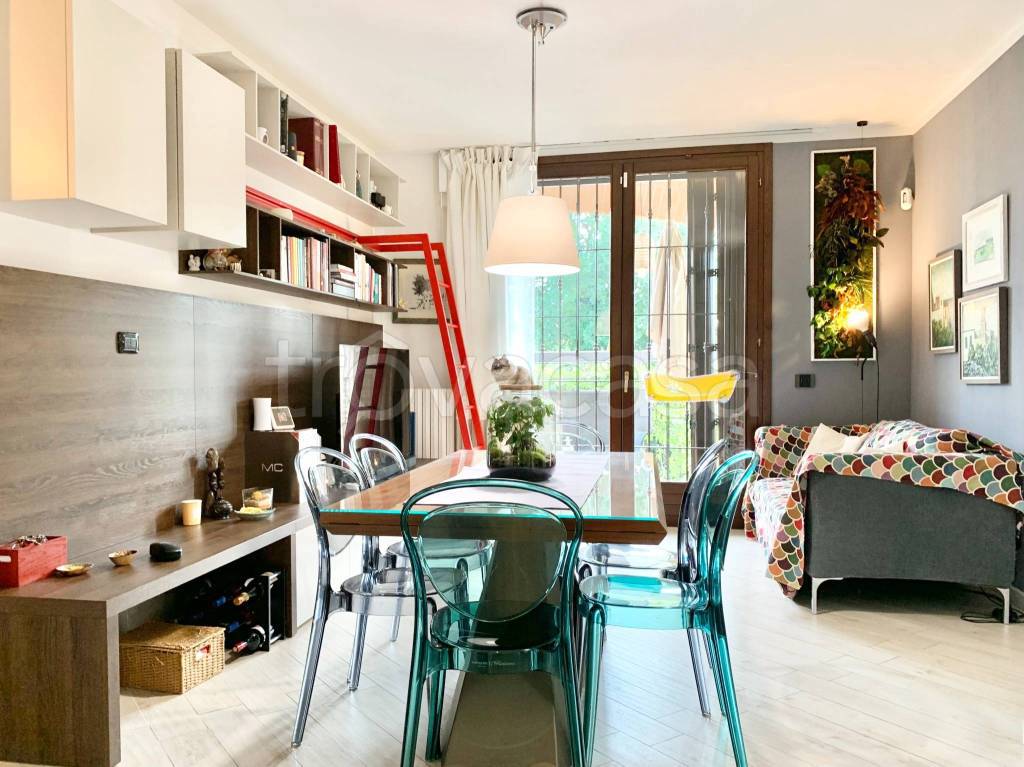 immagine annuncio 1 di 15