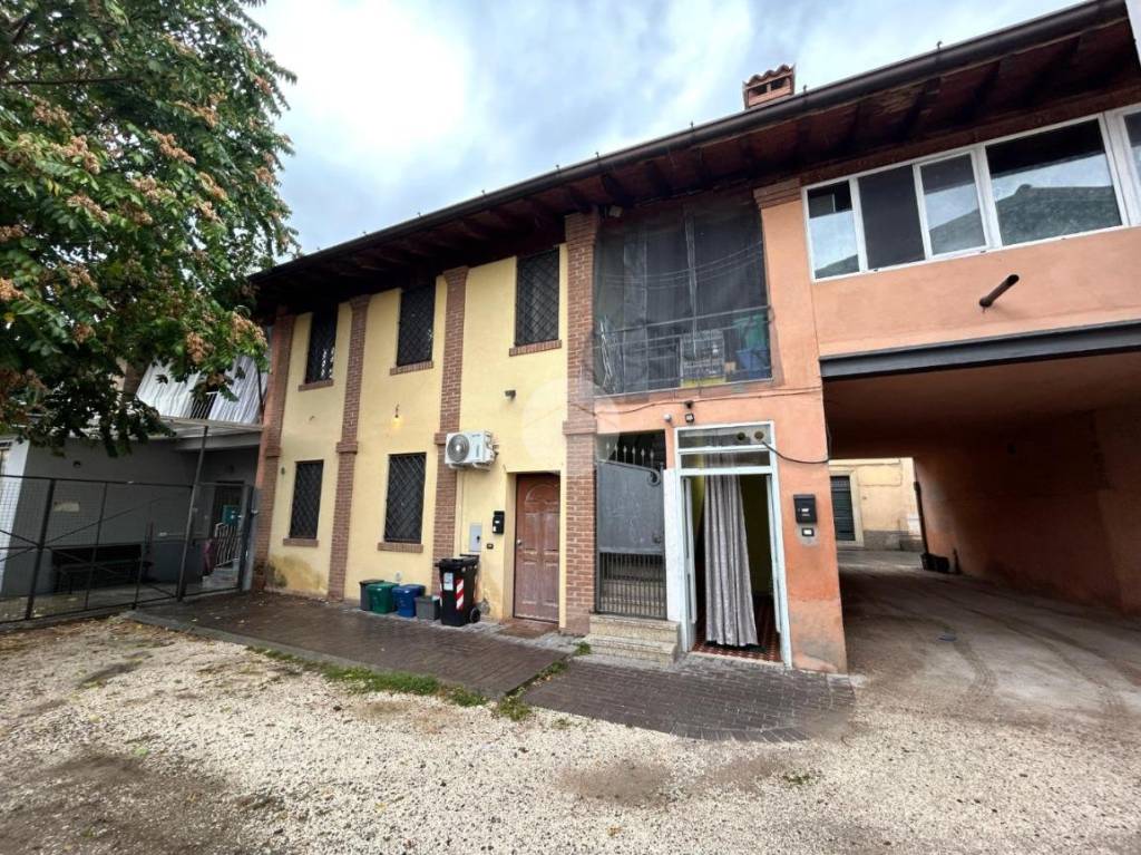 immagine annuncio 1 di 15