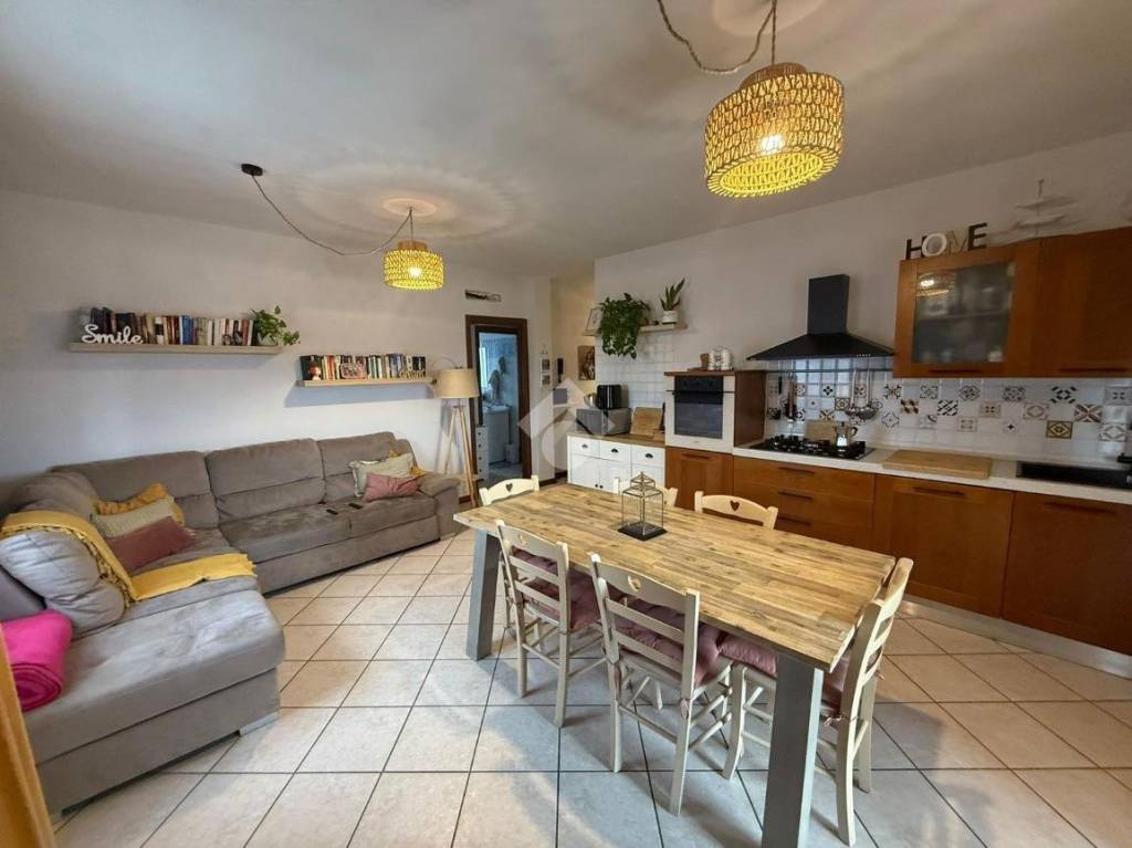 immagine annuncio 1 di 12