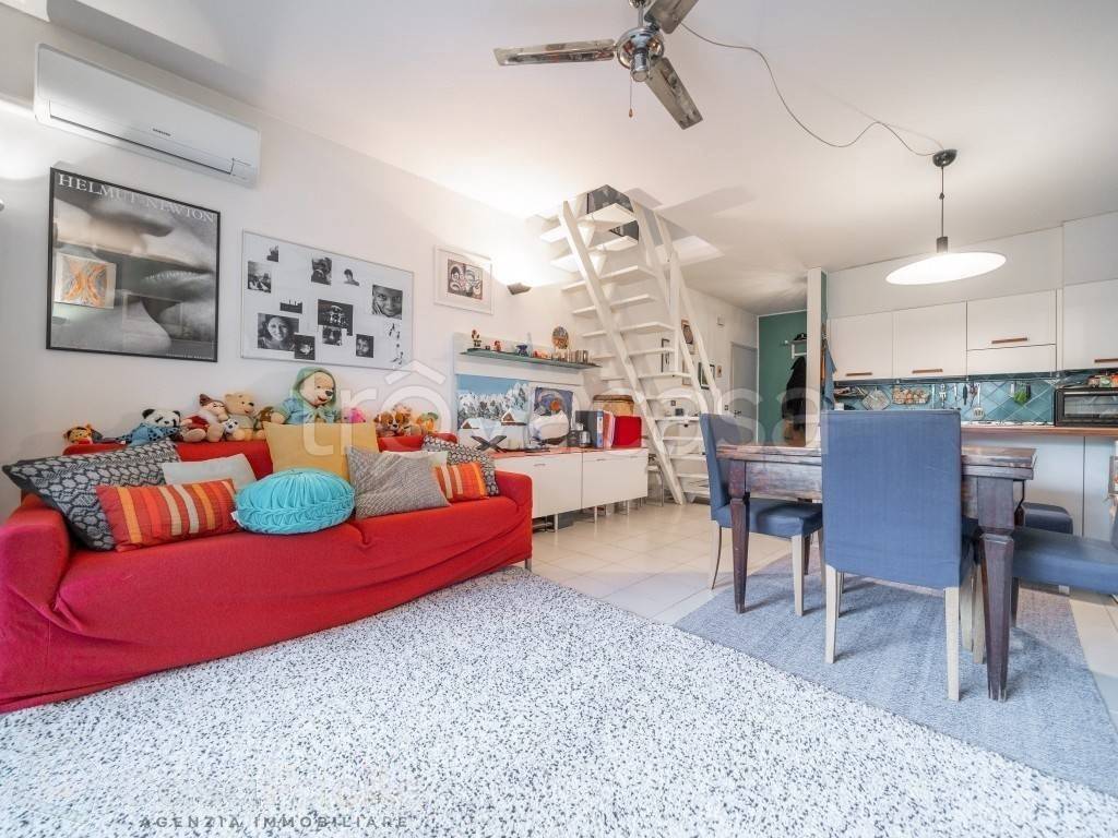 immagine annuncio 1 di 14