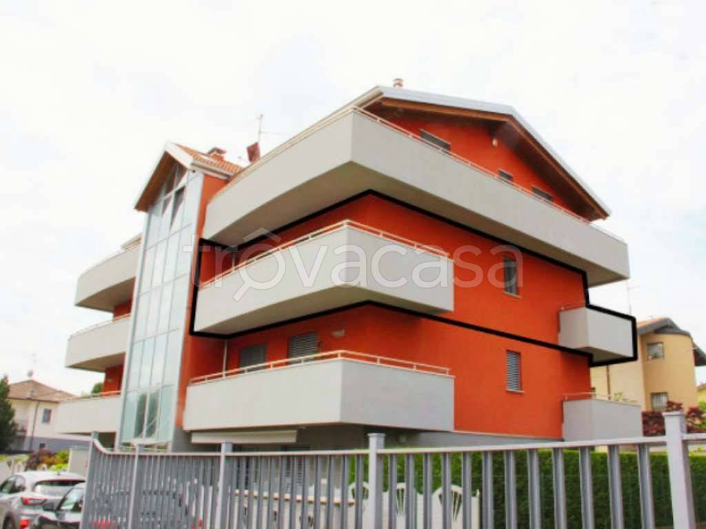 immagine annuncio 1 di 14