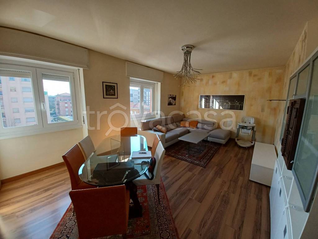 immagine annuncio 1 di 9