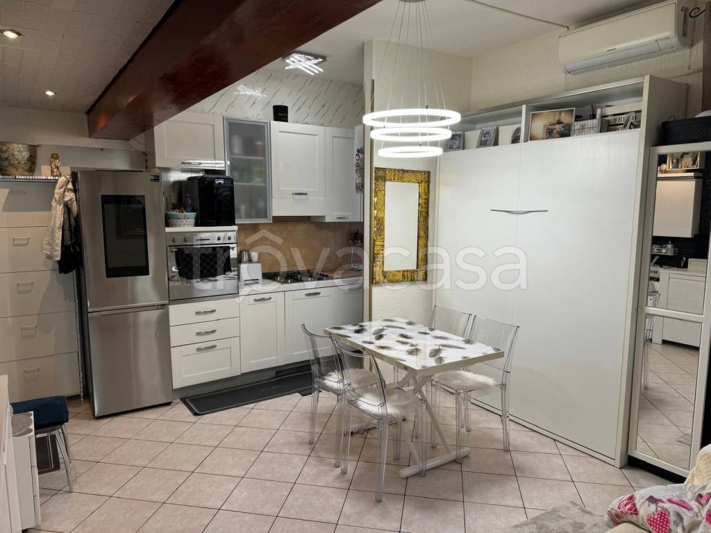 immagine annuncio 1 di 13