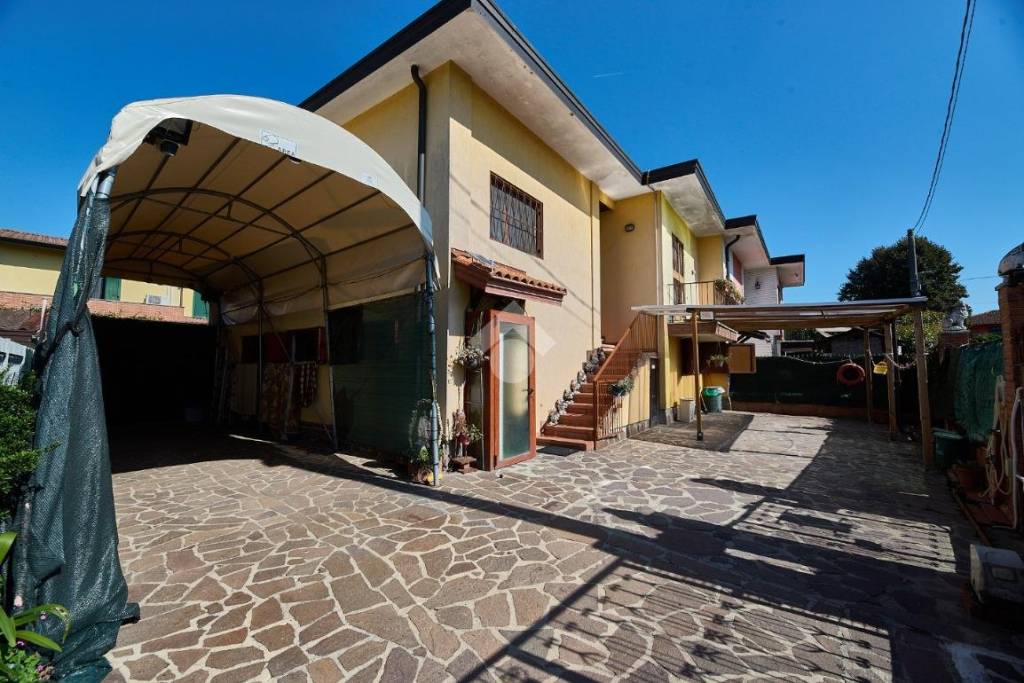immagine annuncio 1 di 15