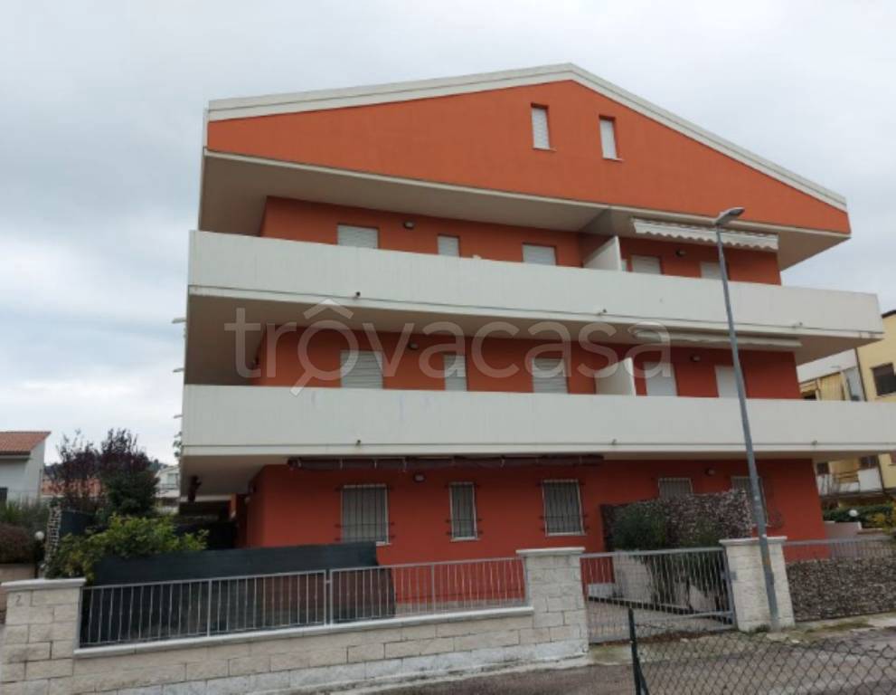 immagine annuncio 13 di 14
