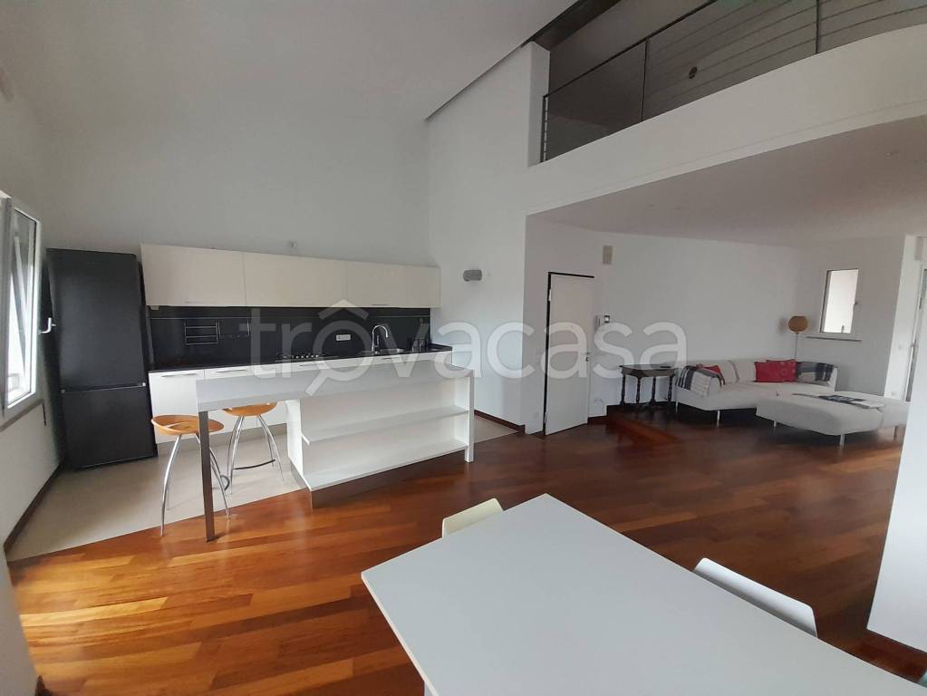 immagine annuncio 3 di 8