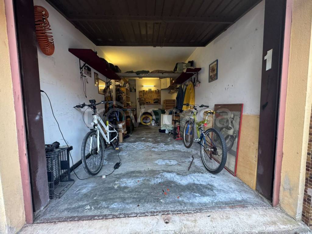 immagine annuncio 2 di 8