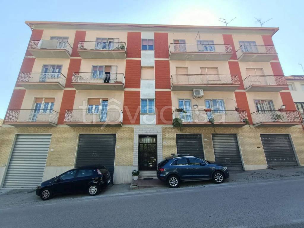 immagine annuncio 1 di 14