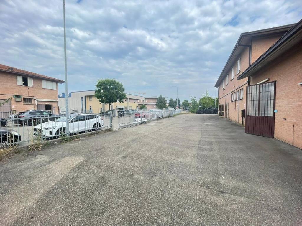 immagine annuncio 1 di 15