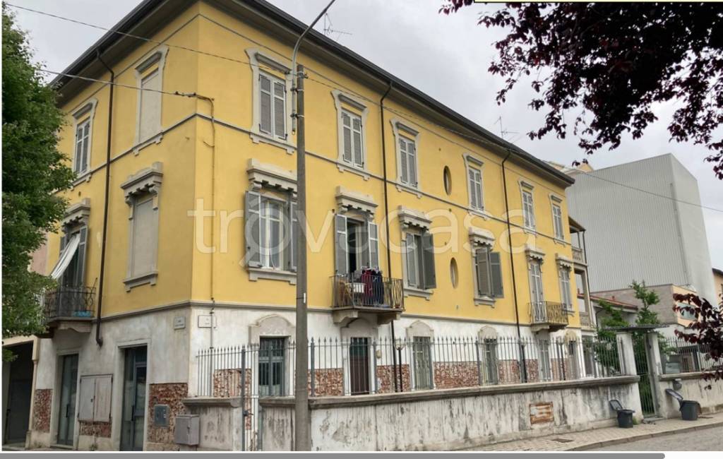 immagine annuncio 1 di 8