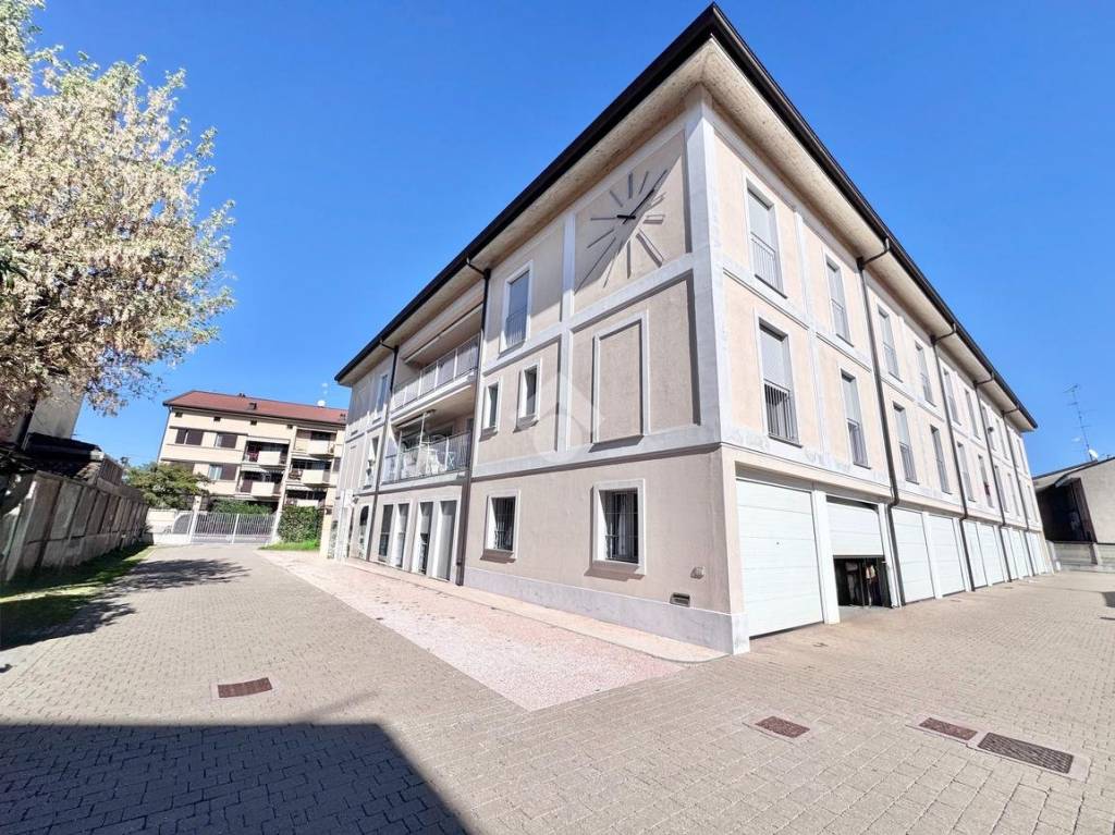 immagine annuncio 1 di 15