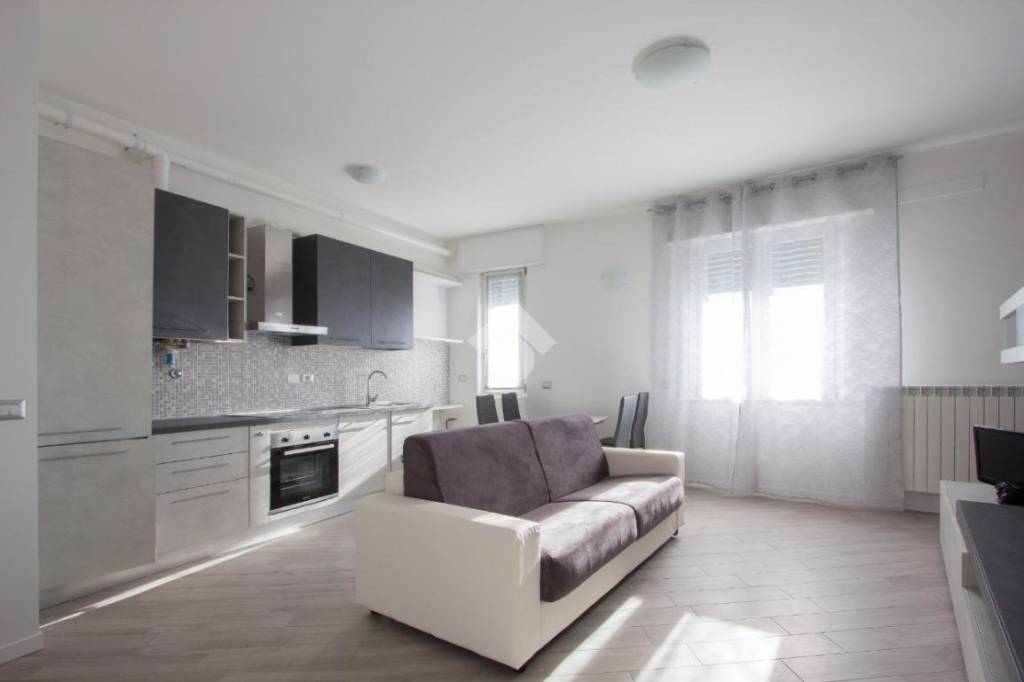 immagine annuncio 1 di 9