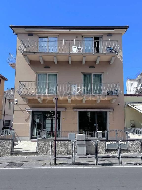 immagine annuncio 1 di 9