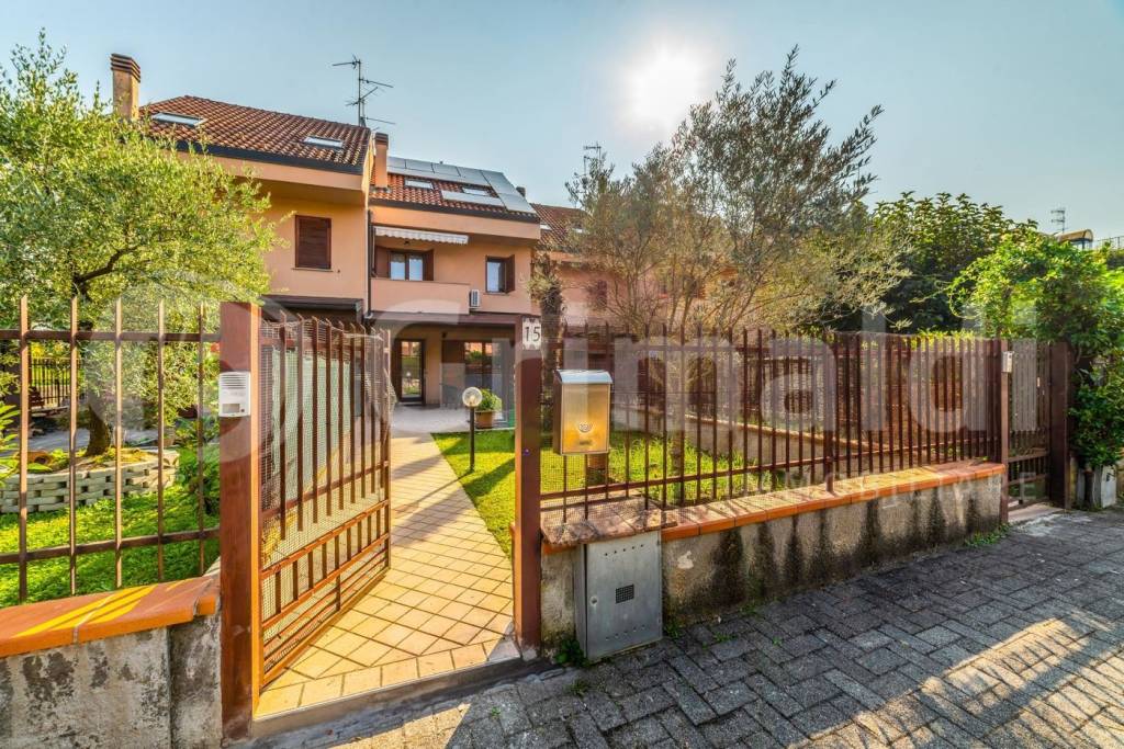 immagine annuncio 1 di 15