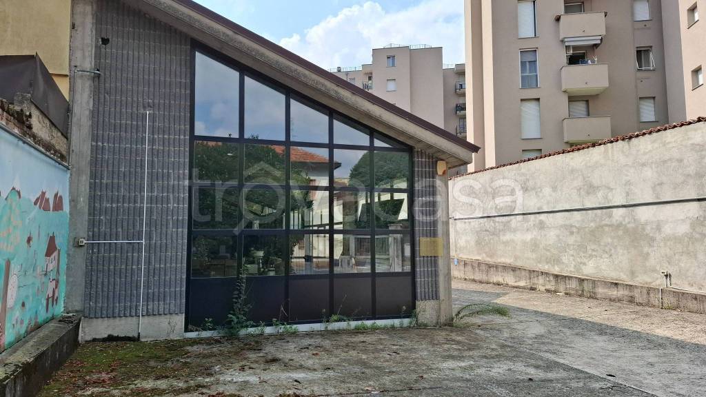 immagine annuncio 1 di 14