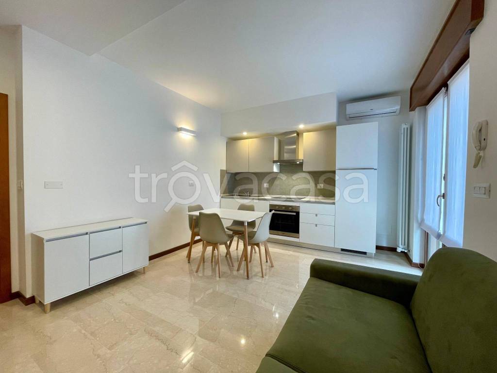 immagine annuncio 1 di 9