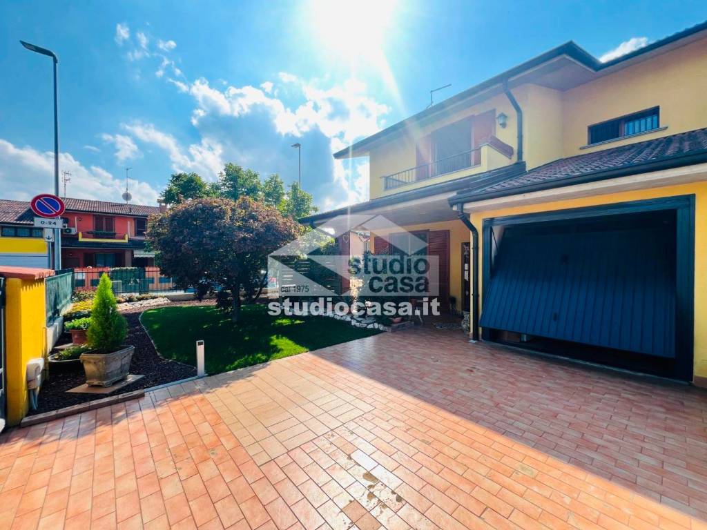 immagine annuncio 1 di 15