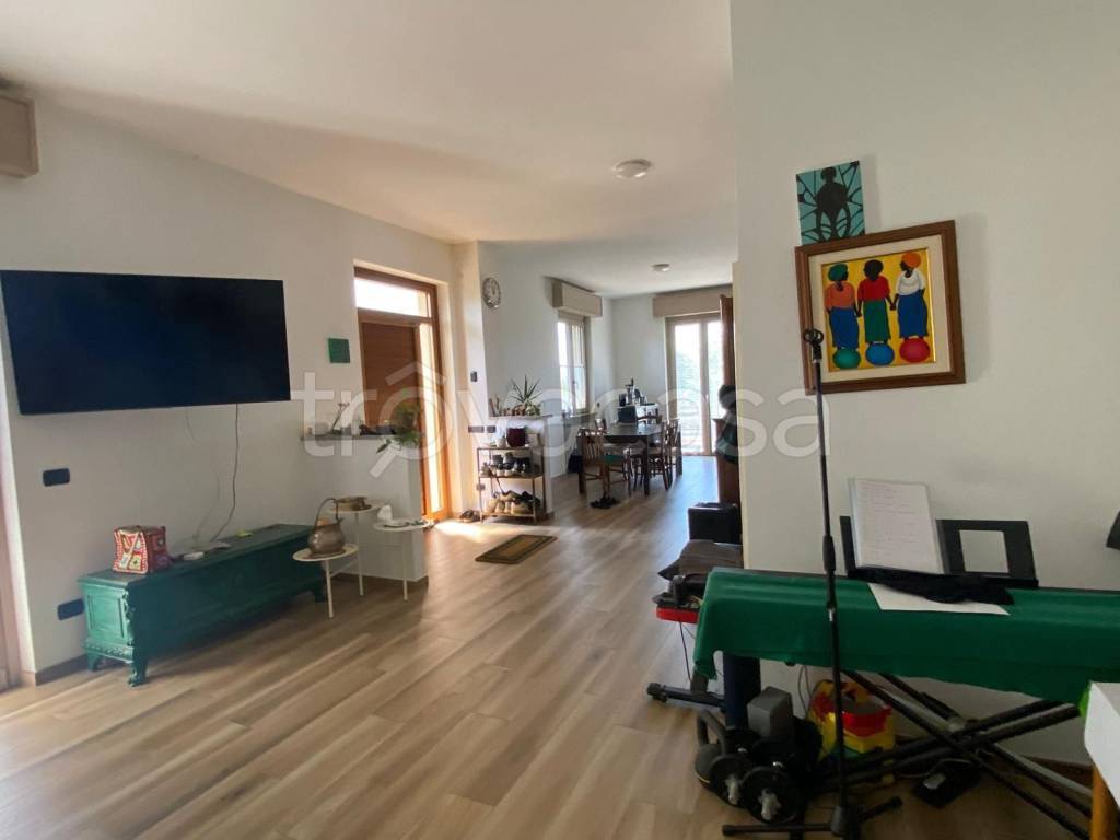 immagine annuncio 1 di 14