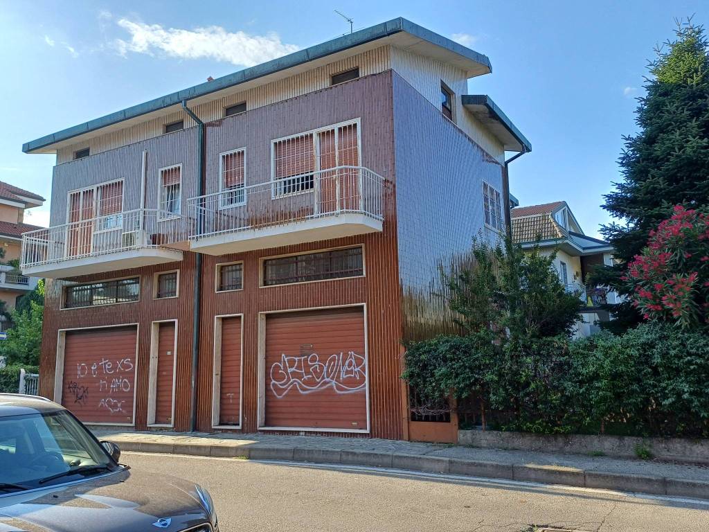 immagine annuncio 1 di 15