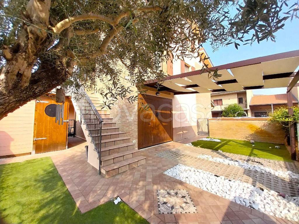 immagine annuncio 1 di 15