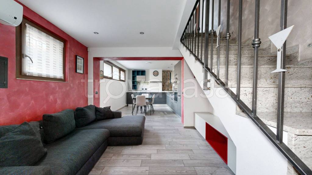 immagine annuncio 1 di 15