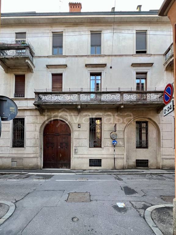 immagine annuncio 1 di 8