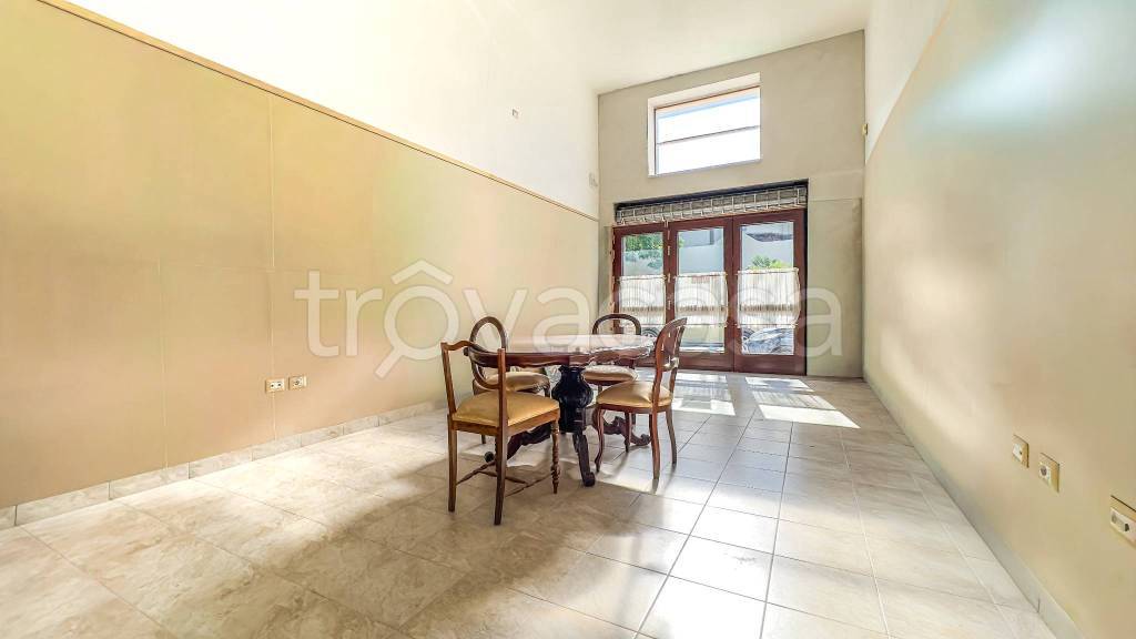 immagine annuncio 2 di 4