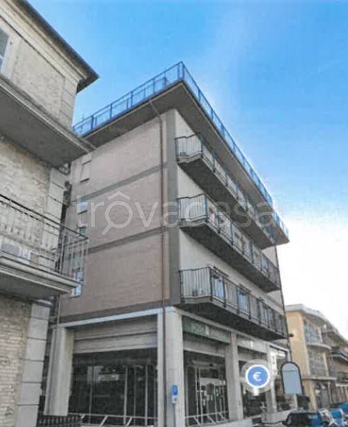 appartamento in vendita a San Benedetto del Tronto in zona Sentina