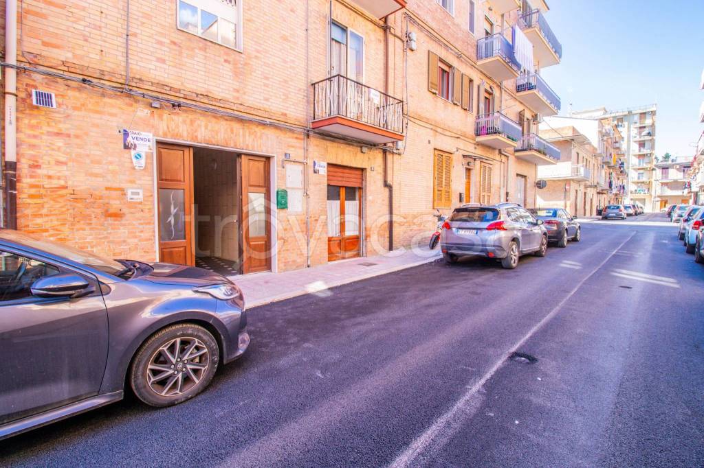 immagine annuncio 11 di 12