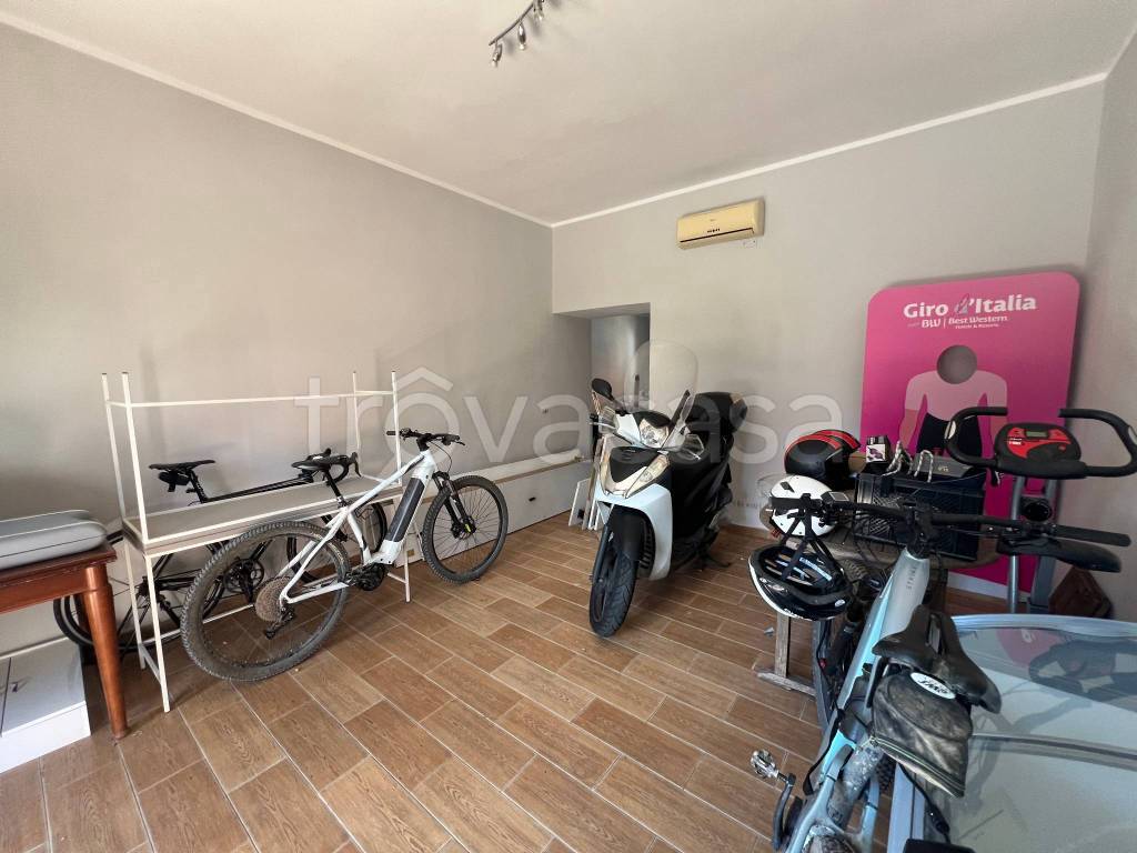 immagine annuncio 2 di 8