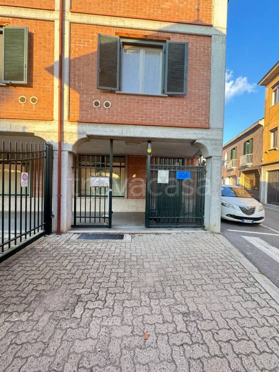 immagine annuncio 1 di 15