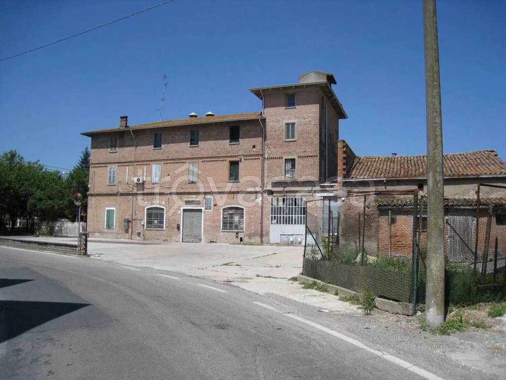 immagine annuncio 1 di 9