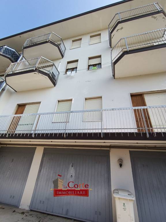 immagine annuncio 1 di 8