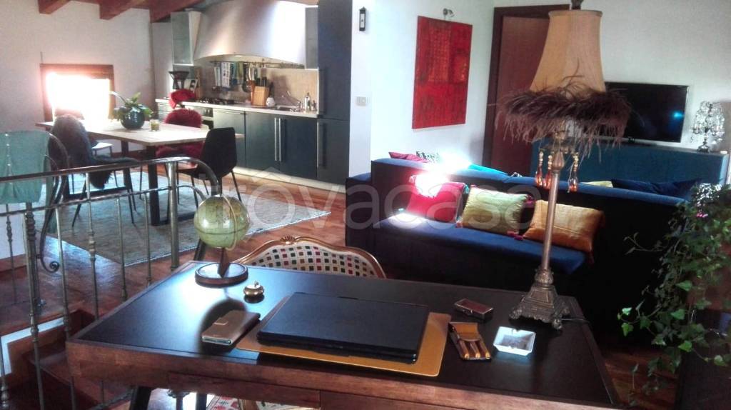 immagine annuncio 2 di 12