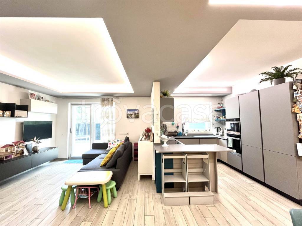 immagine annuncio 1 di 15