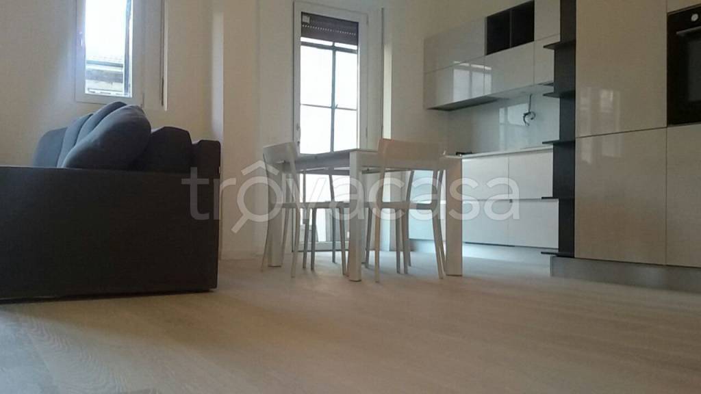 immagine annuncio 1 di 12