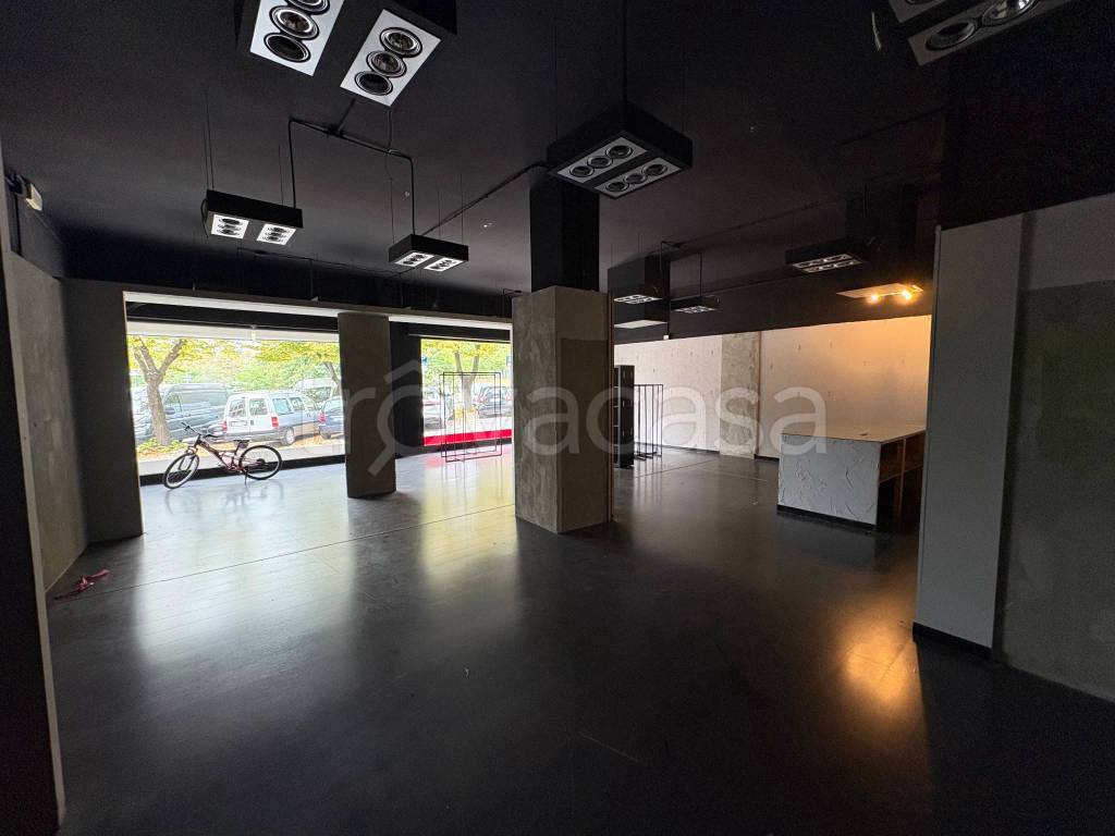 immagine annuncio 2 di 4