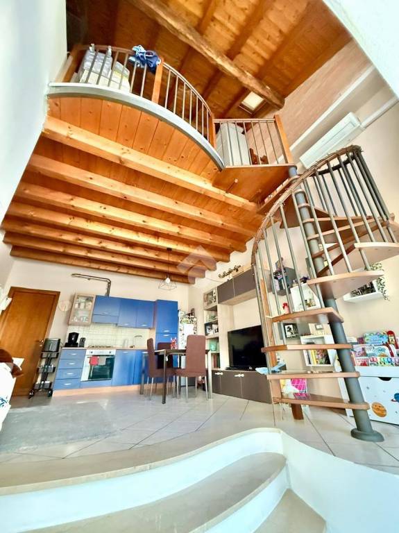 immagine annuncio 2 di 15