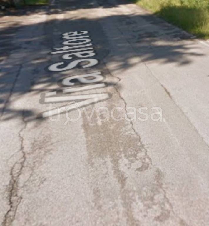 locale commerciale in vendita a Maserada sul Piave