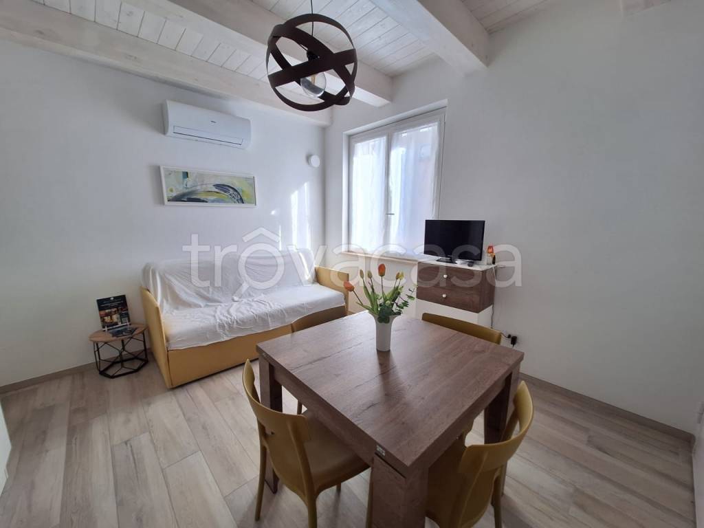 immagine annuncio 1 di 8