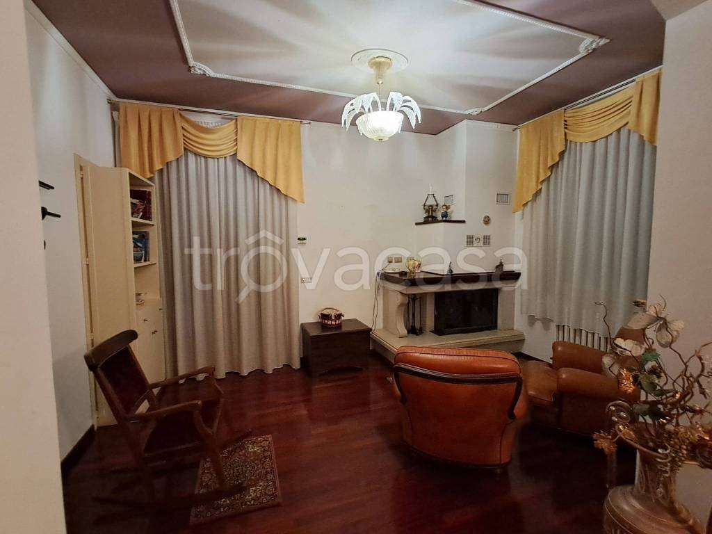 immagine annuncio 1 di 8