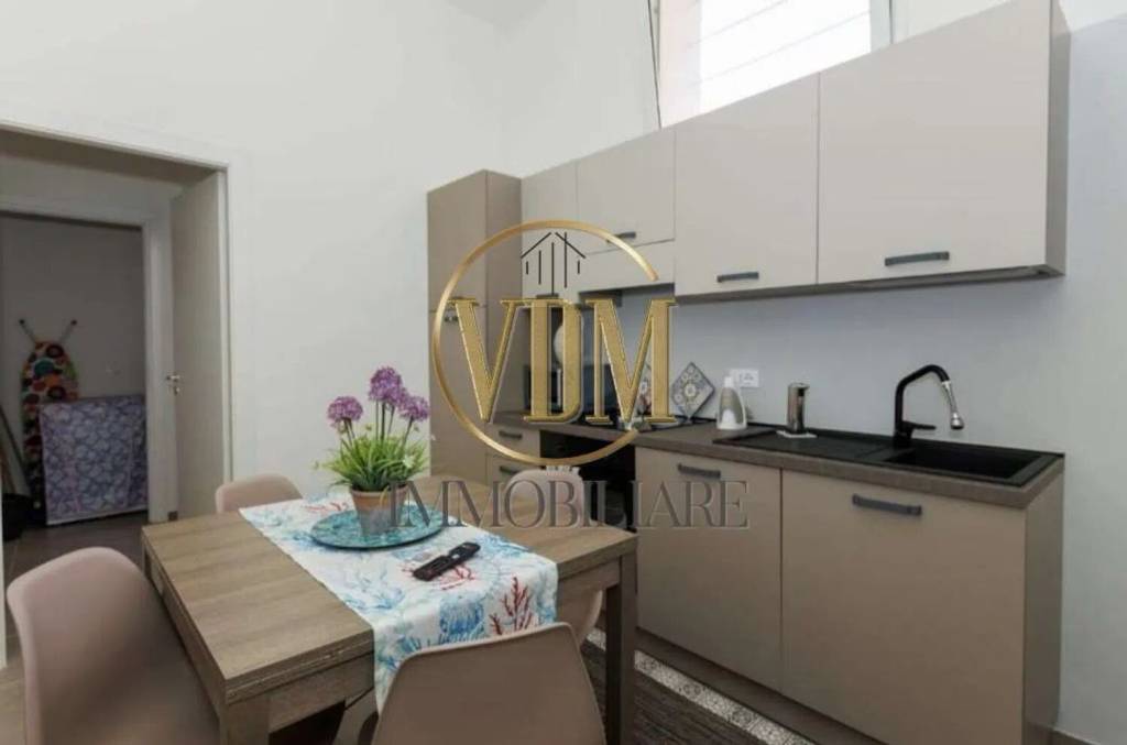 immagine annuncio 1 di 8