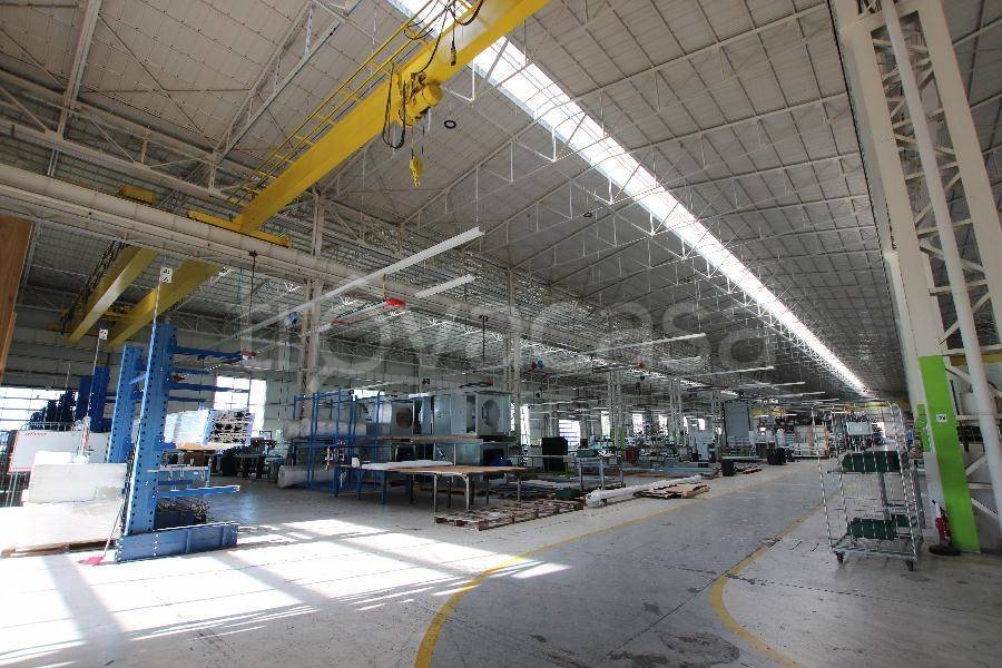 capannone in affitto a Calderara di Reno