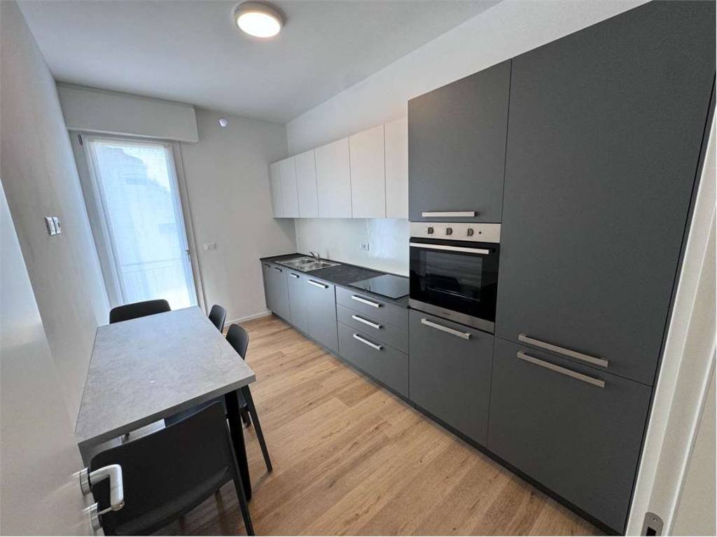 immagine annuncio 1 di 8