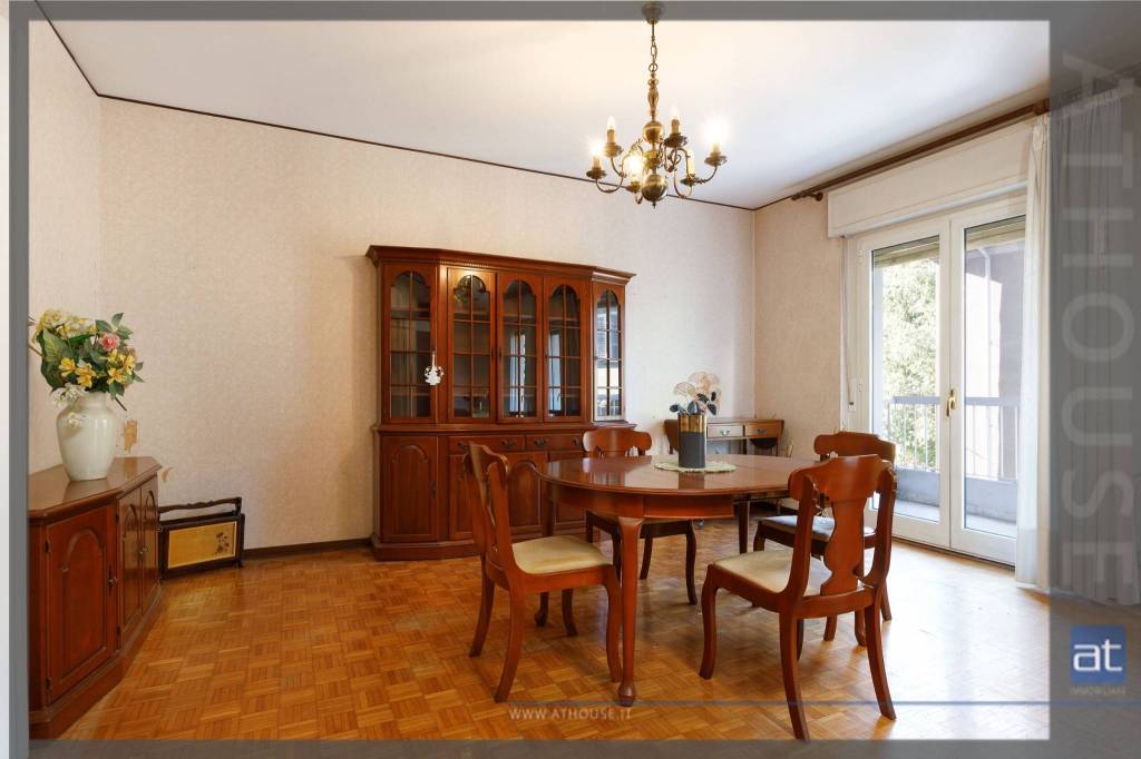 appartamento in vendita a Trieste in zona Città Vecchia