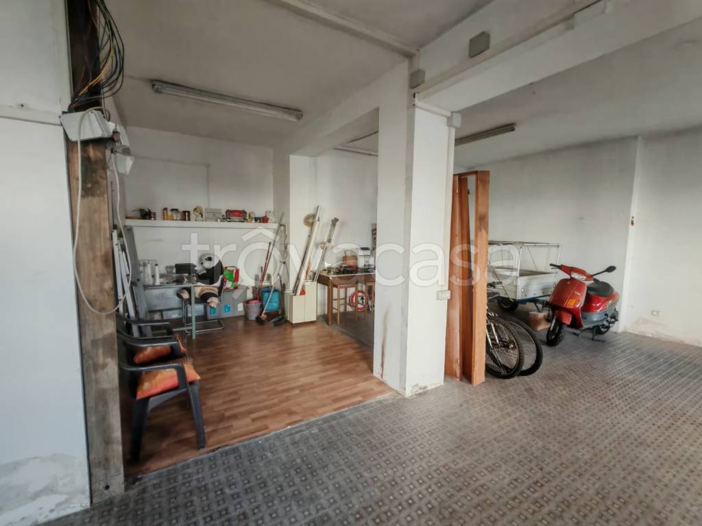 immagine annuncio 1 di 4