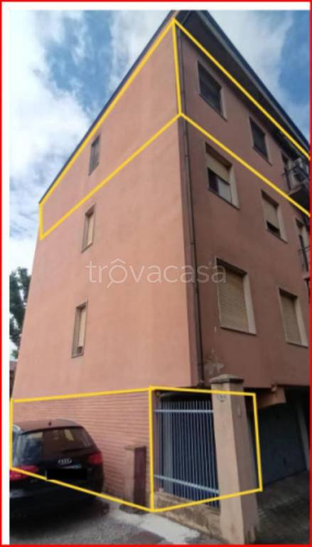 immagine annuncio 2 di 12