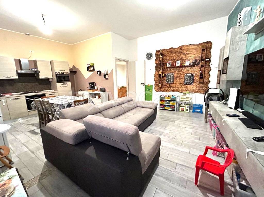 immagine annuncio 1 di 14