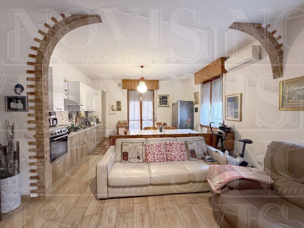 immagine annuncio 1 di 12